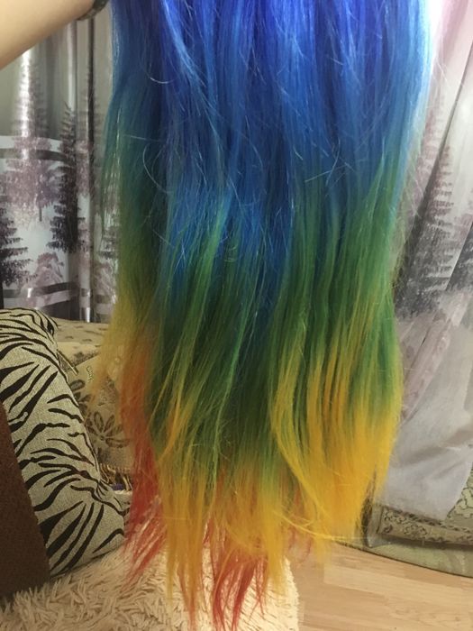 Парик радужный