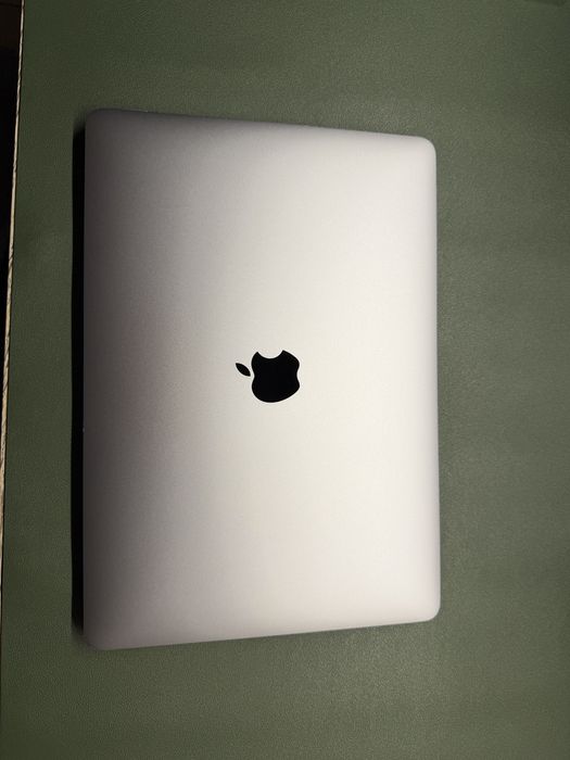 Macbook Pro M1 16/256gb