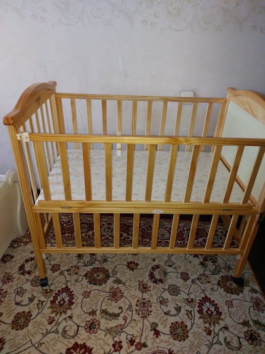 Кроватка детская