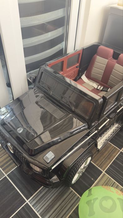 Продам Мерседес машину для детей