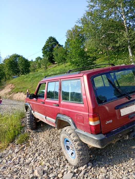 Vând Jeep Cherokee XJ (2005)