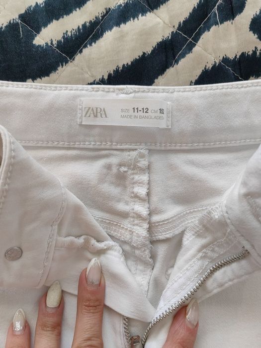 Дънки  S размер за слабо момиче