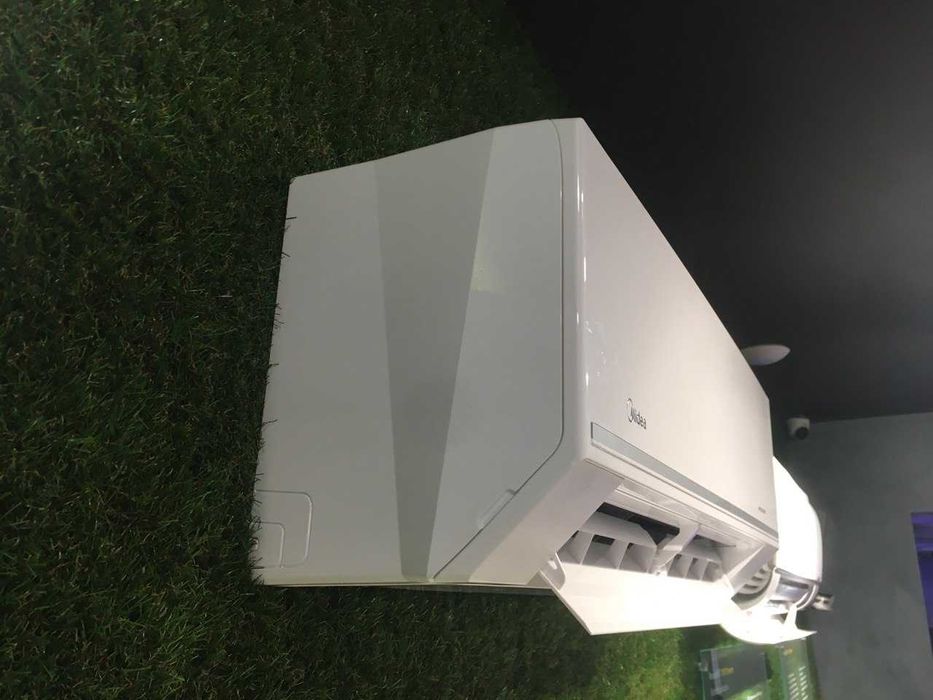 Кондиционер Midea All Easy Pro 12 000. Inverter Quattro