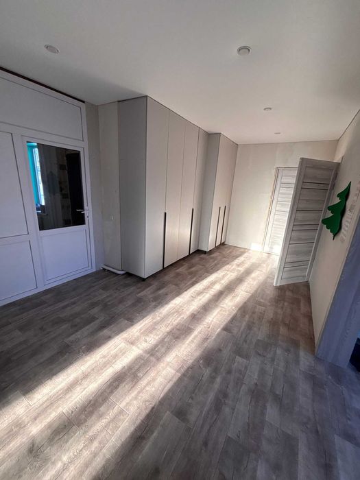 Продам супер Дом в Якоре 140 квадратов