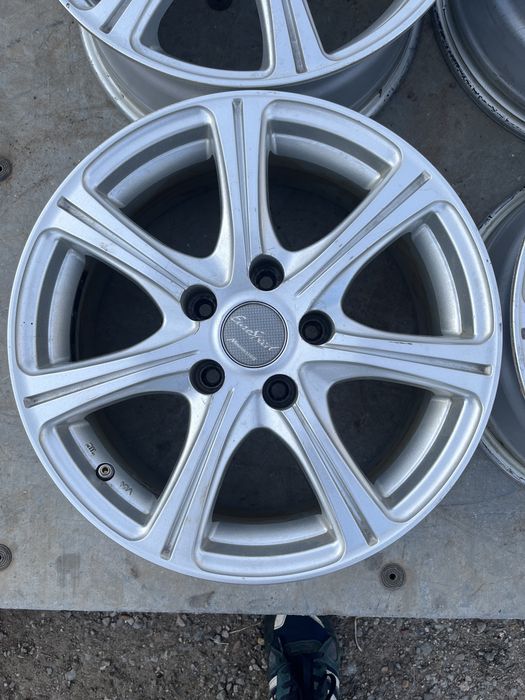 Диски BMW 5x120 r16 титановые