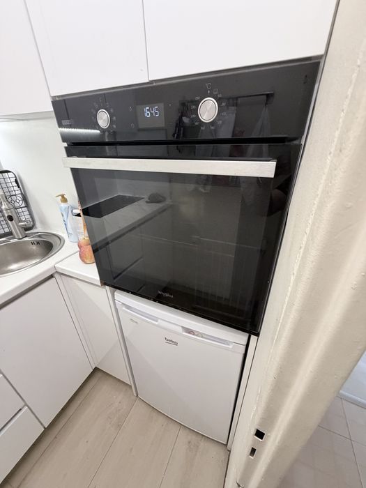 Фурна за вграждане Whirlpool