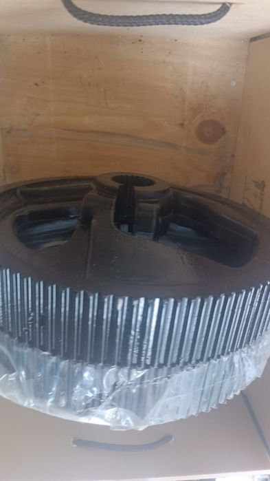 Продам сельхоз запчасти