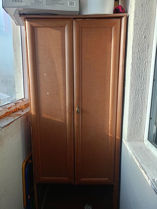 Шкаф Полька БУ для балкона