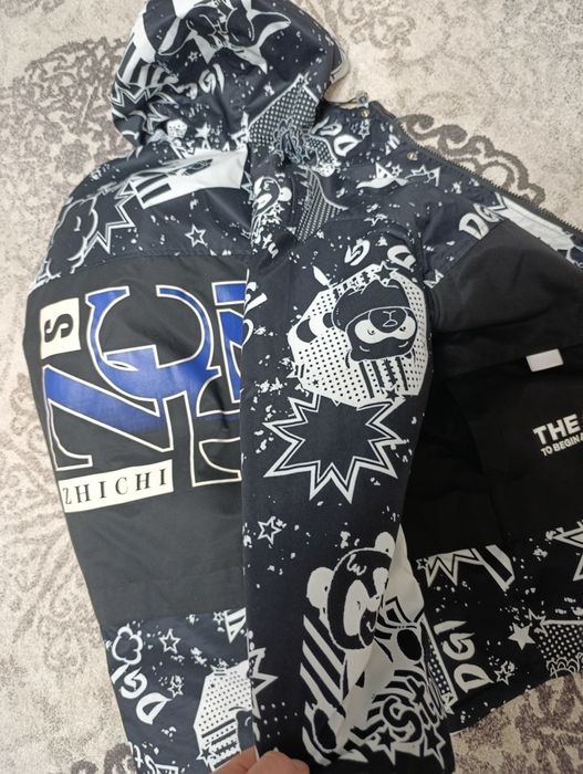 Продам куртку на мальчика