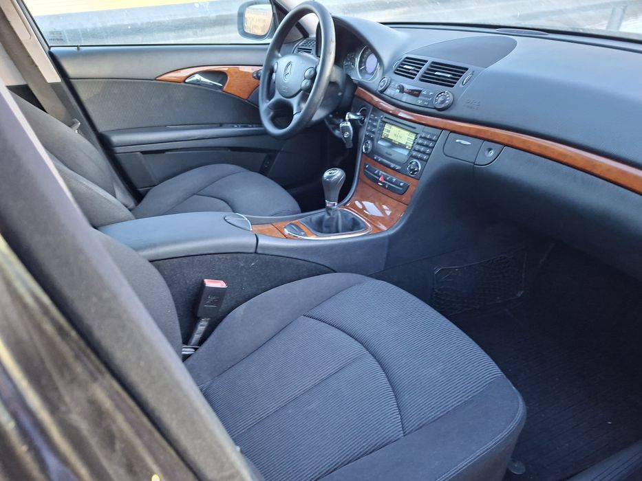 Mercedes benz e200 *w211 facelift.