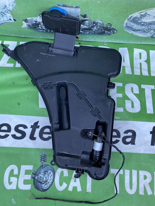 Vas lichid parbriz BMW G11