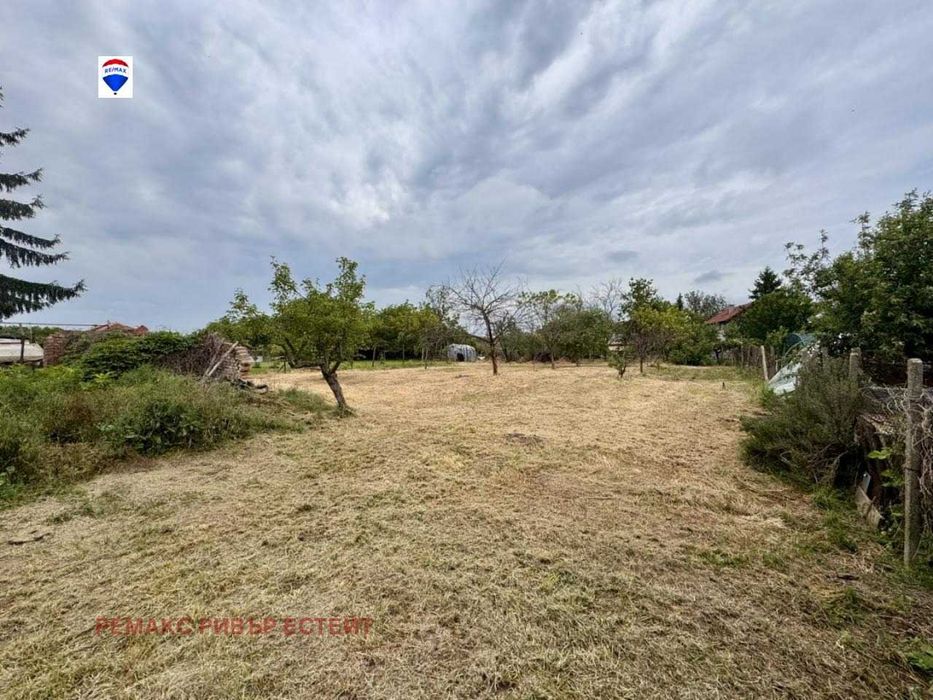 Продава се Парцел в Мартен - 972 кв.м за 44 €/кв.м - Снимка #1