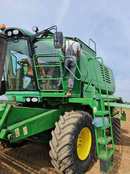 Combina agricola John Deere 1570 an 2011