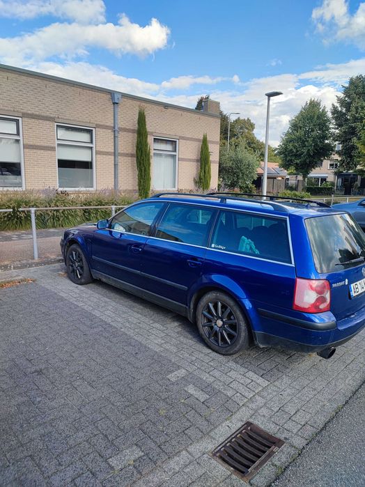 Vând passat b5.5 1.9 TDI 131 cp
