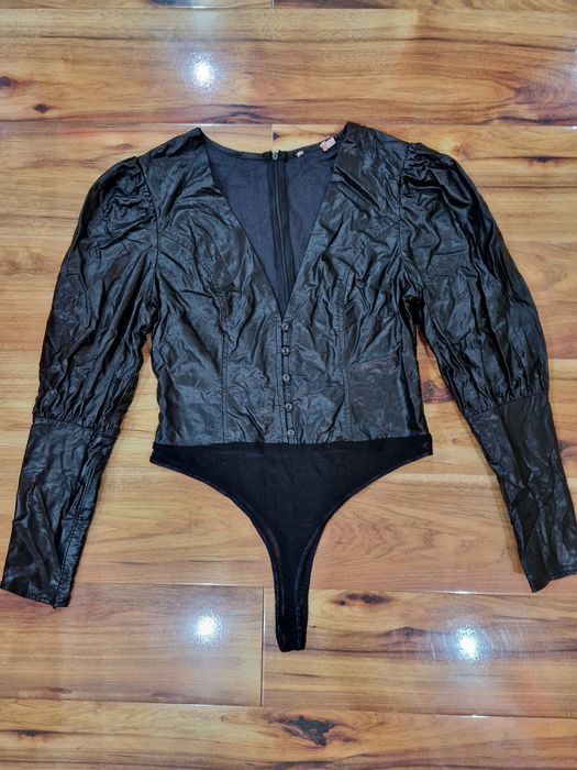 Body superb la doar 45 lei