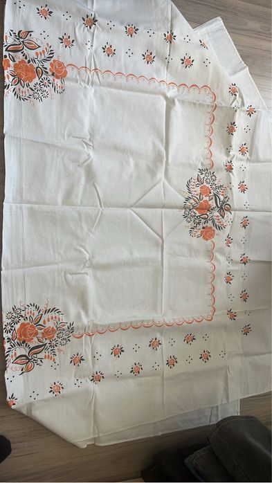 Продам скатерть б/у СССР хлопок