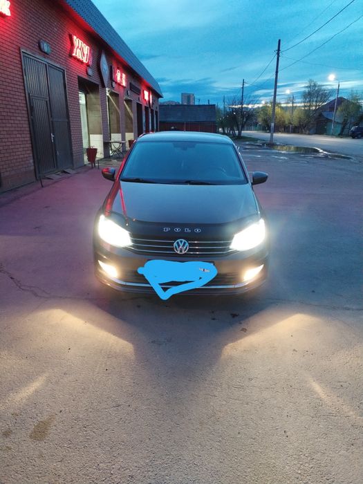 Продам машину фольксваген поло