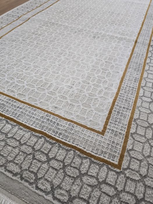 Продам ковровую дорожки 1×3