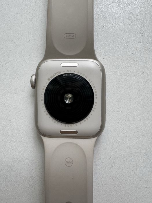Apple Watch SE 40mm (S,M)