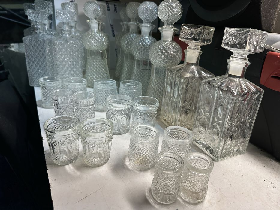 Гарафа с чаши. Ретро бутилки/шишета за алкохол