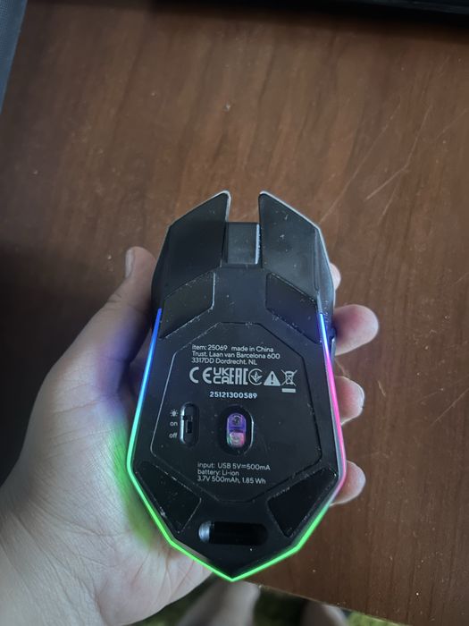 Mouse- cu lumini, mousepad, tastatura-cu lumini