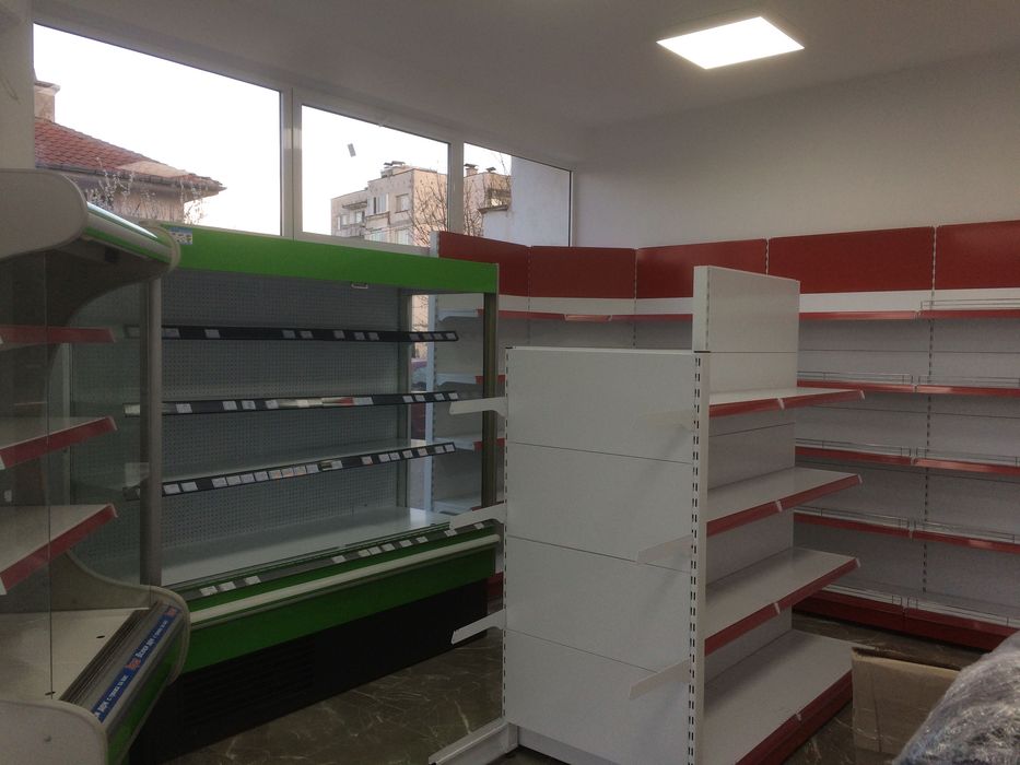 Оборудване на търговски обекти Рафтове стелаж (стилаж) и др.