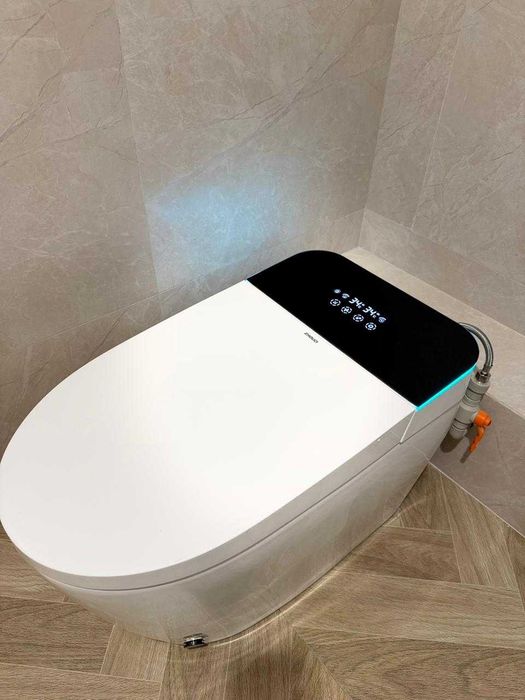 Продается двухкомнатная квартира 100 кв в ипотеку