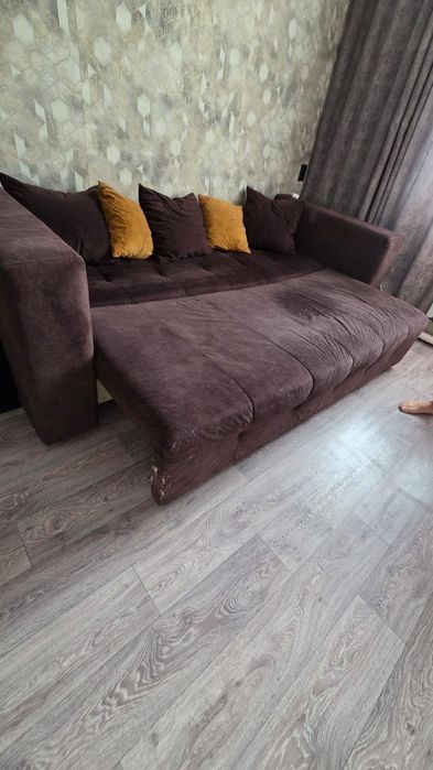 Продам диван для дома/дачи
