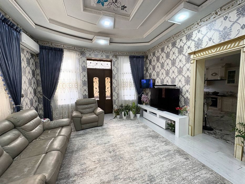 Срочно продаётсч участок 3.8-соток 2-этаж 7-комнота Кабелний