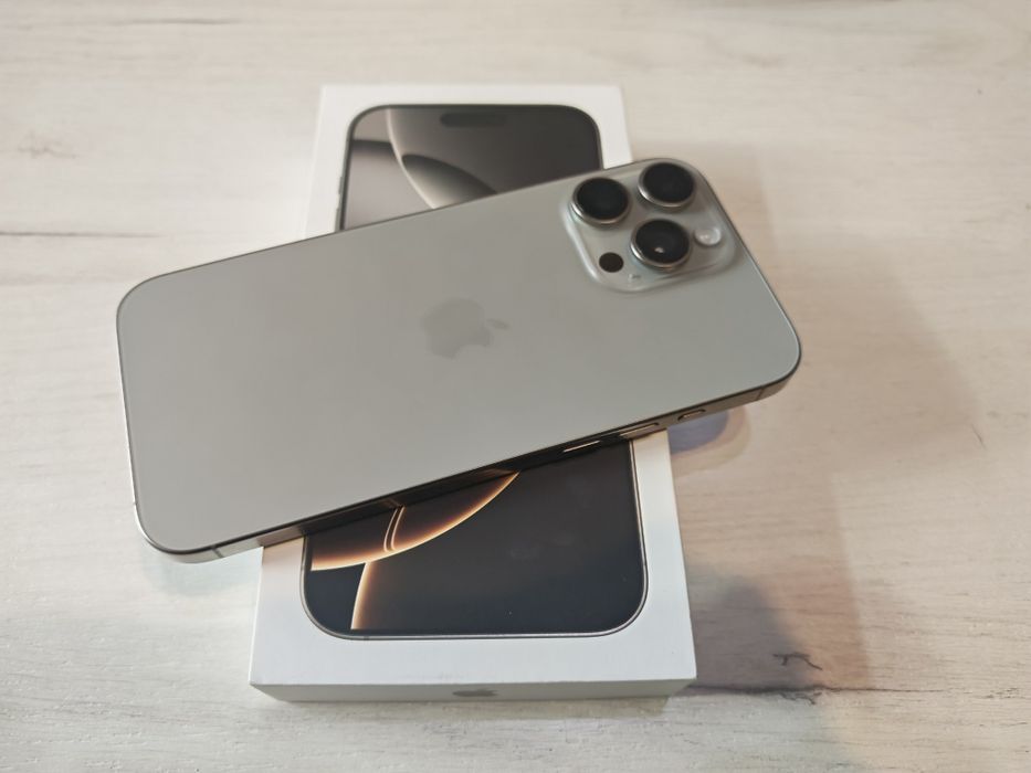 Като нов iPhone 16 Pro Max 512 GB Natural