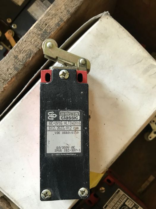 Краен изключвател  немски и японски