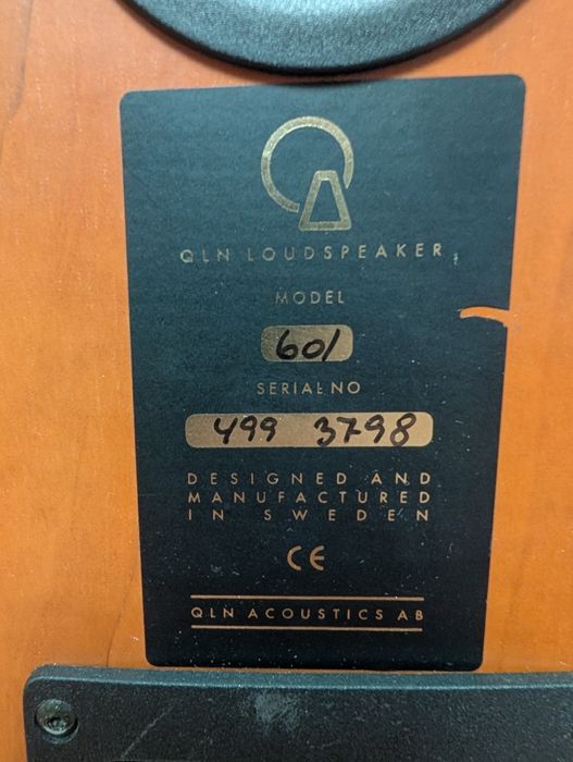 Vând boxe Hi Fi QLN 601