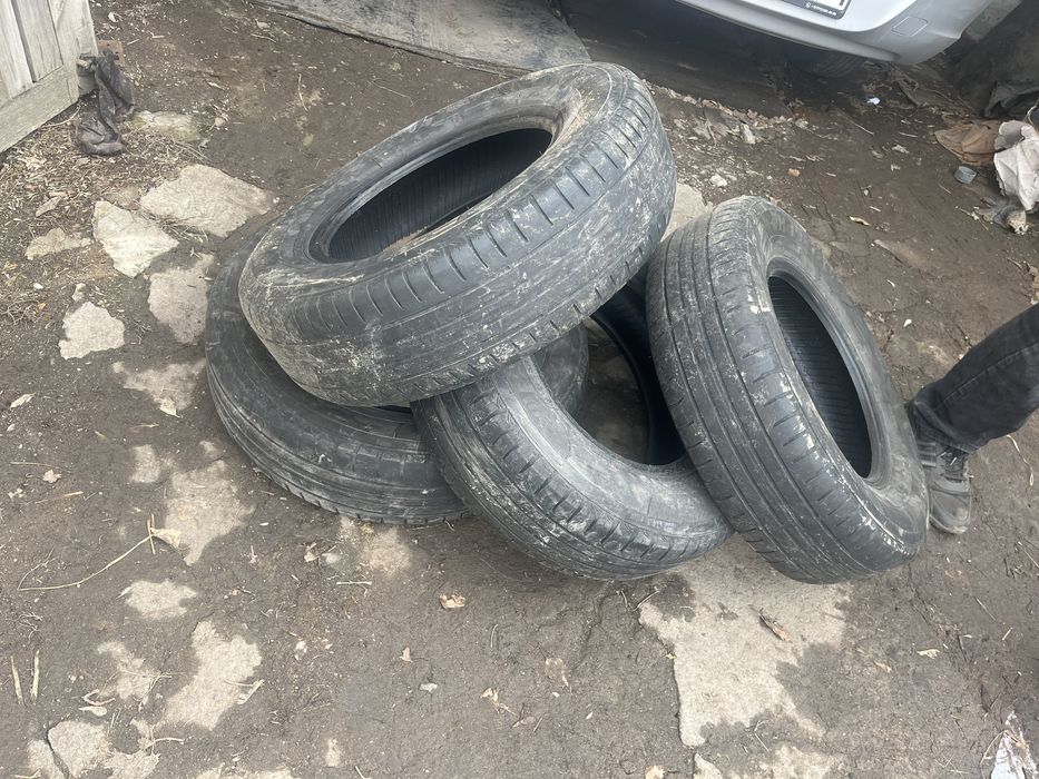Продам летни шины