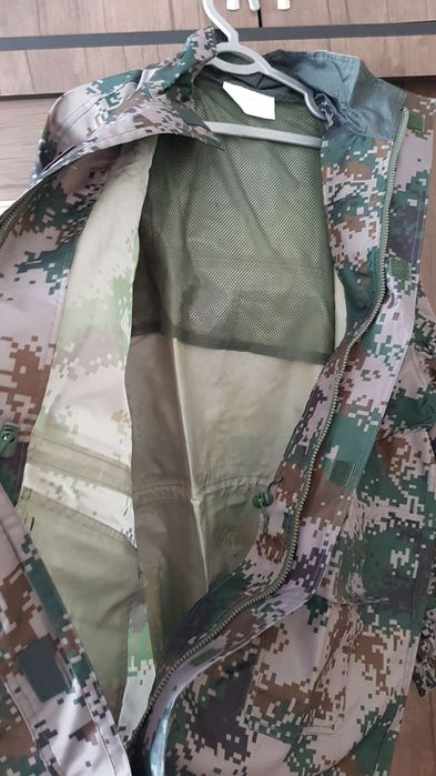 Плащ дождевик...