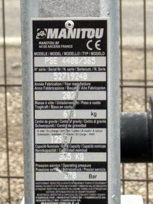 Manitou MT  MRT platforma cușca  hidraulica noua nefolosita