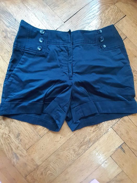 Pantaloni scurți Orsay mărime 36
