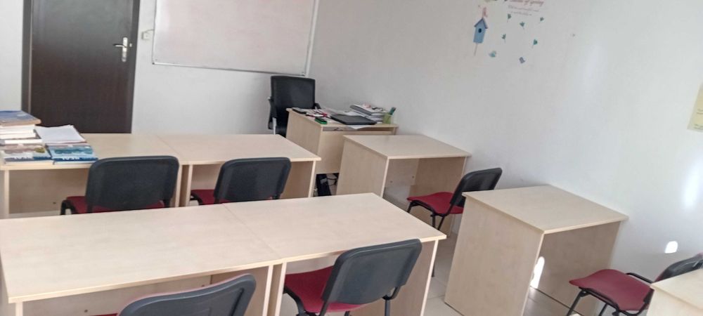 Продава се Офис в Кърджали, Възрожденци - 99 кв.м за 52 €/кв.м - Снимка #1