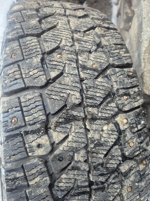 Шины зимние шипы