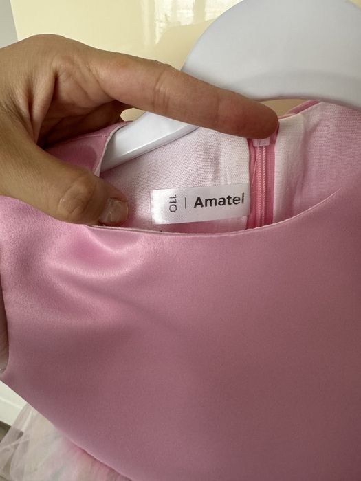 продам детское платье розовое единарог