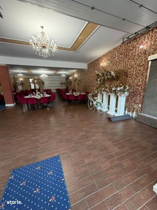 RESTAURAT functional, ocazie rara, suprafata de 2300mp, in FILIAȘI