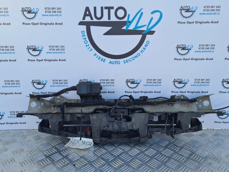 Trager traversa superioara Opel Insignia A