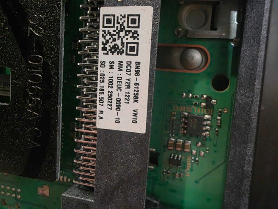 Части от телевизор SAMSUNG UE55U8072FU