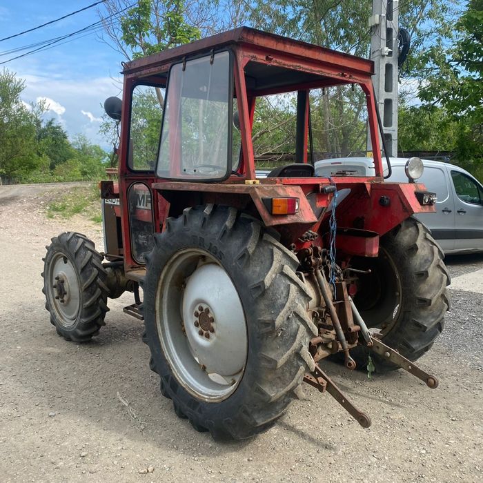 Massey Ferguson 240