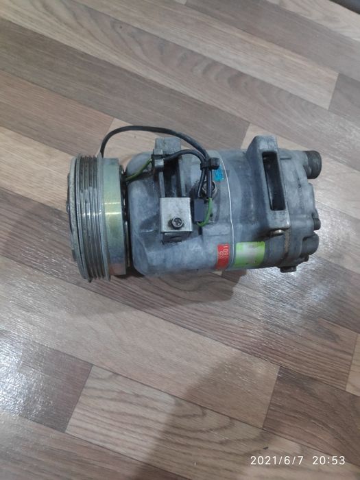 Компрессор кондиционера Ауди А4