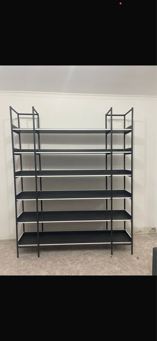 Полки крепкие стоящие