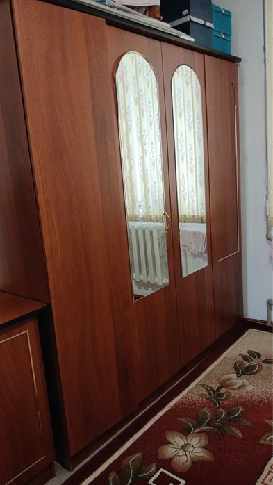 Спальный гарнитур