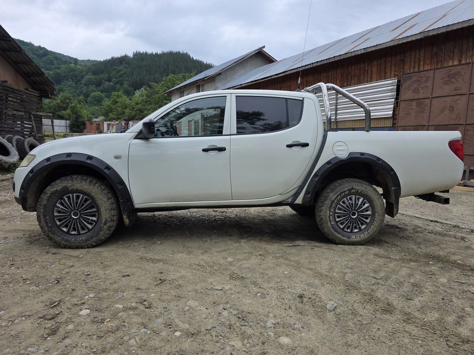 MITSUBISHI L200 2011 — imagine 2