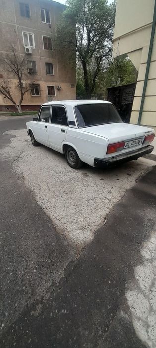 Vaz 07 sotiladi 2007yil