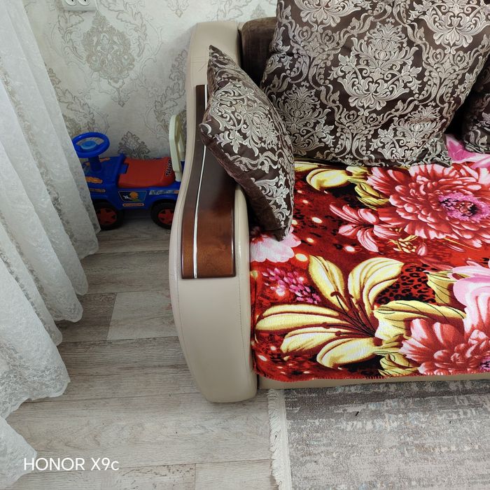 Продам мини диван