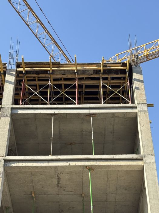 Monolit Lesa damkrat stoyka drak (Монолит Леса в аренду) стойка